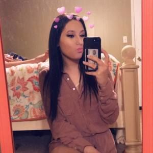 Meet your Posher, Adriana